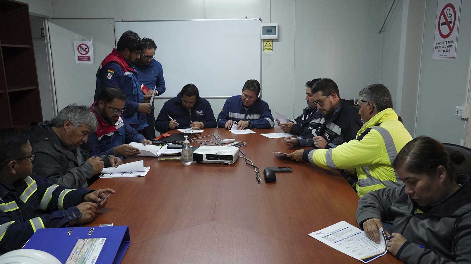 ENDE RECIBE DE MANERA PROVISIONAL LA LÍNEA DE ALIMENTACIÓN A LA PRESA SEHUENCAS